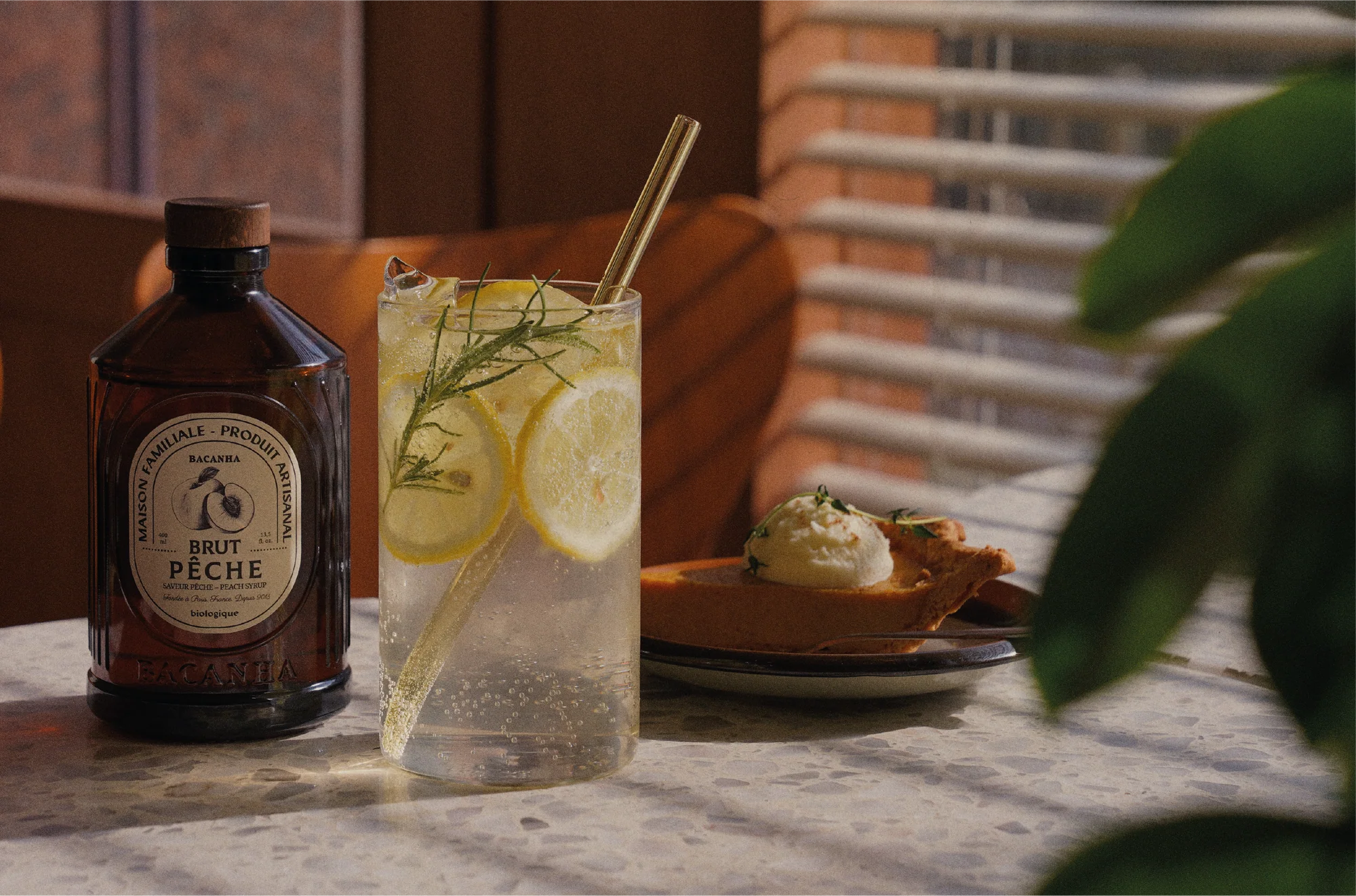 Bacanha syrup product photography